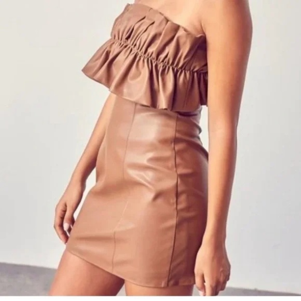DO+BE Tan Strapless Dress